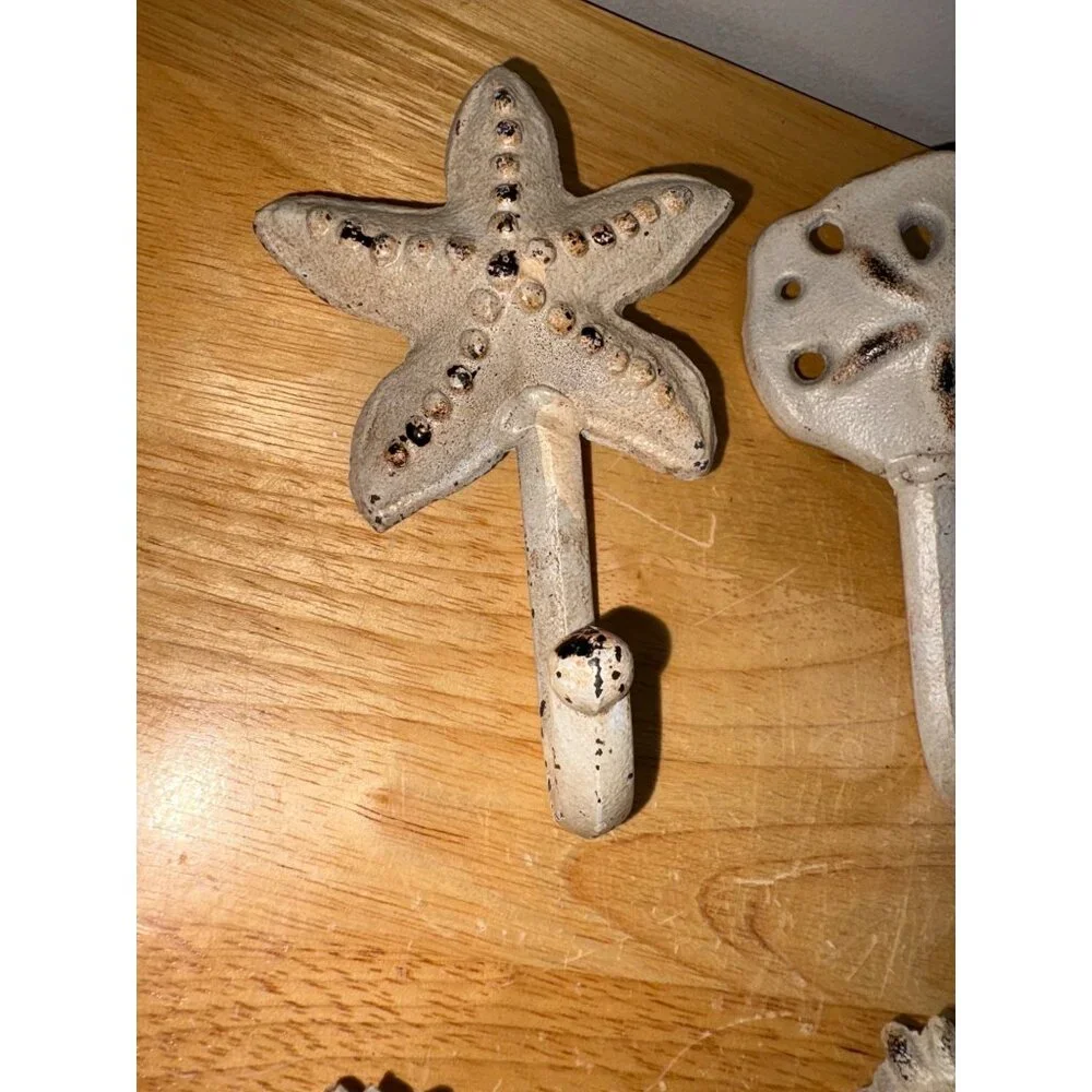Set Of 4 Nautical-Themed Cast Iron Wall Hooks Seahorse Starfish Sand Dollar